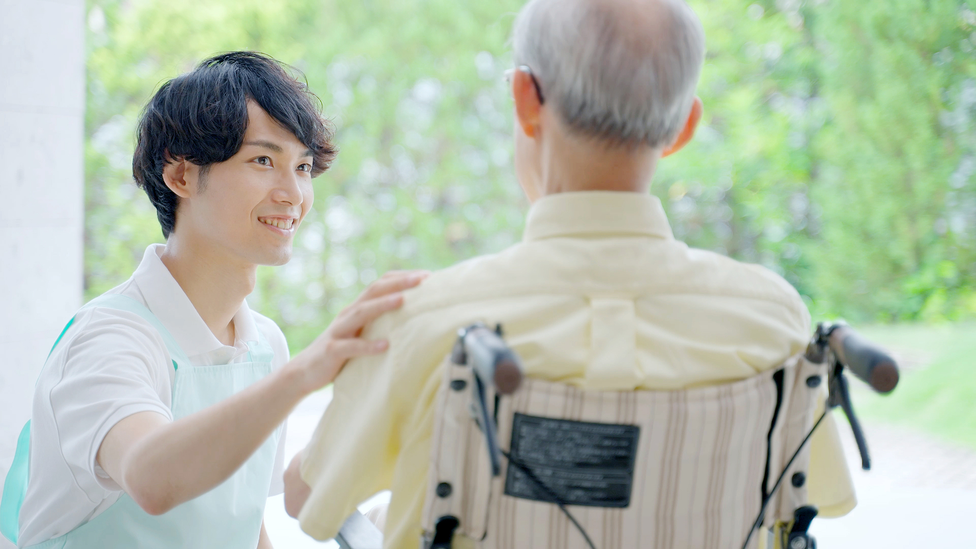 自宅や施設へ出張するから、来店の負担を軽減